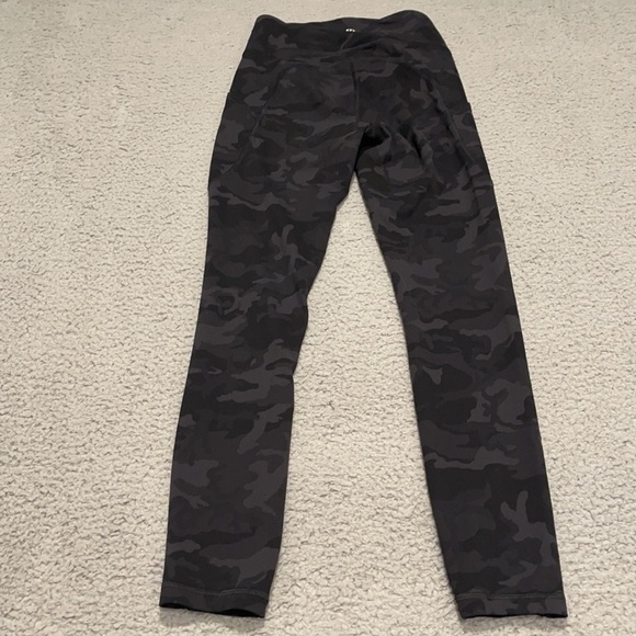 Lululemon Invigorate High-Rise Tight 25
Heritage 365 Camo Deep Coal Multi size 4 - Picture 5 of 7